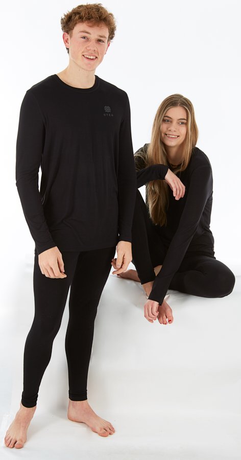 Essentials Unisex Ski/Snowboard Thermal Top