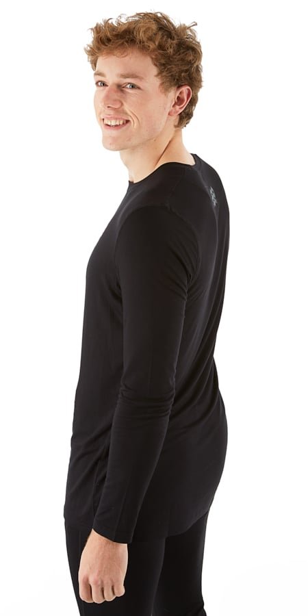 Essentials Unisex Ski/Snowboard Thermal Top