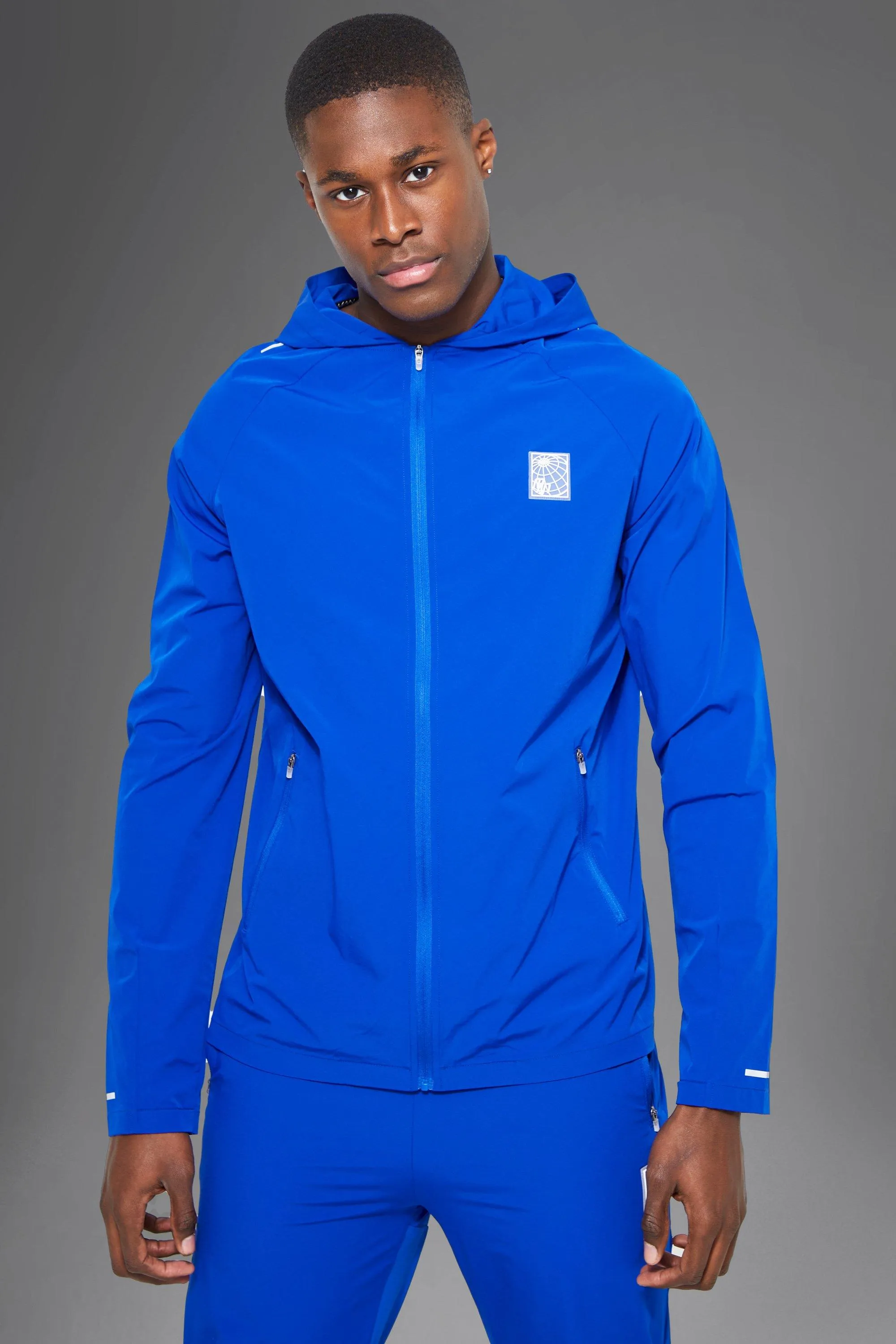 Man Active Raglan Windbreaker